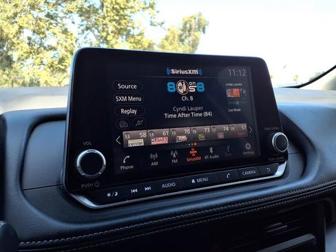 Used 2024 Nissan Rogue S FWD image 7