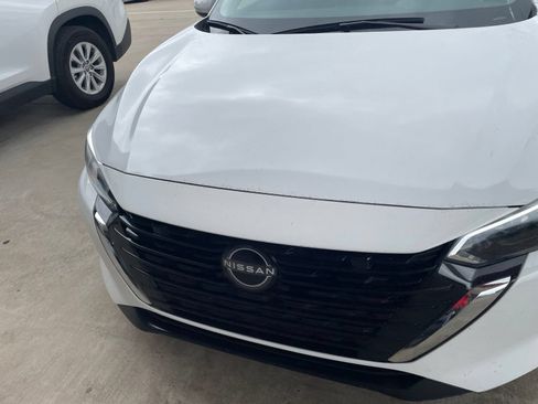 Used 2025 Nissan Sentra S FWD image 2