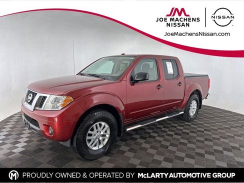 Used 2018 Nissan Frontier SV image 3