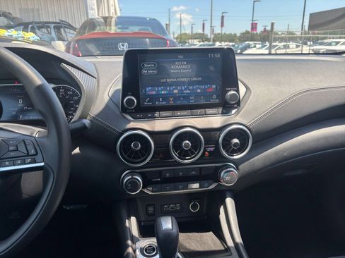 Used 2025 Nissan Sentra SV FWD image 17