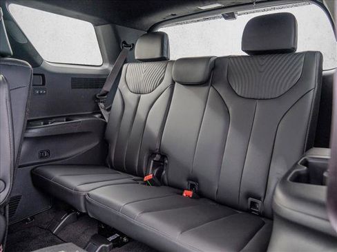 Used 2025 Hyundai Palisade Calligraphy image 22