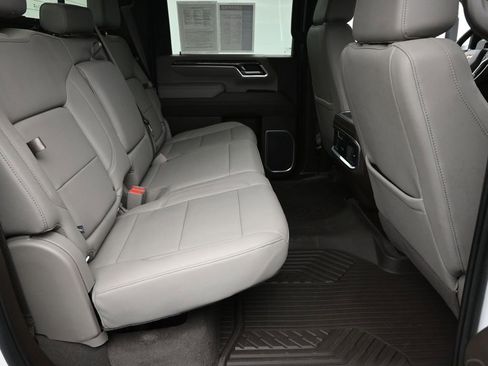 Certified 2025 Chevrolet Silverado 2500 LTZ w/ LTZ Plus Package image 9