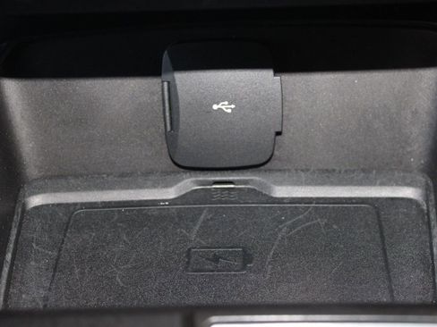 Used 2022 Ford Bronco Badlands image 23