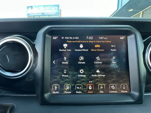 Used 2019 Jeep Wrangler Unlimited Sahara AWD/4WD image 33