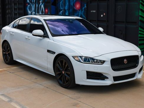 Used 2017 Jaguar XE R-Sport RWD image 15