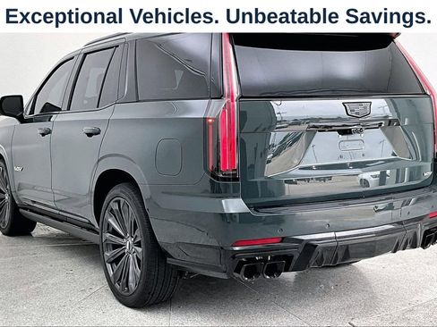 Used 2026 Cadillac Escalade V AWD/4WD image 16