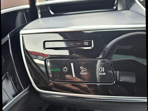 Used 2021 Audi A8 L 3.0T image 24