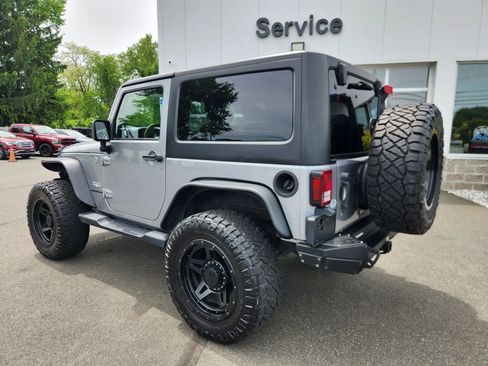 Used 2013 Jeep Wrangler Sahara w/ Connectivity Group AWD/4WD image 11