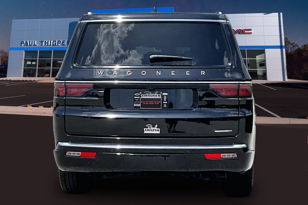 Used 2024 Jeep Wagoneer Series II AWD/4WD image 6