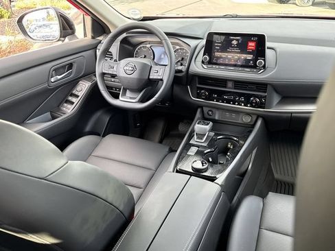 Used 2026 Nissan Rogue Dark Armor AWD/4WD image 25