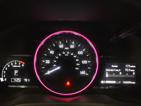Used 2022 Honda HR-V EX image 29