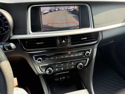 Used 2020 Kia Optima LX FWD image 13