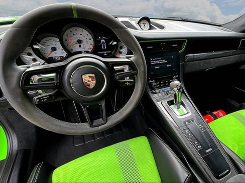 Used 2019 Porsche 911 GT3 RS RWD image 7