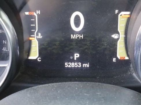 Used 2022 Jeep Wrangler Unlimited Sport AWD/4WD image 10