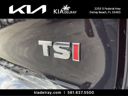 Used 2017 Volkswagen Tiguan Sport image 10