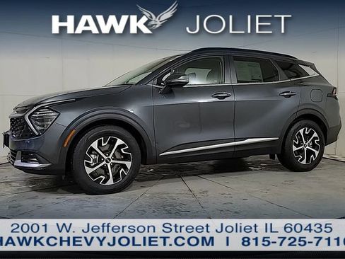 Used 2025 Kia Sportage EX w/ Premium Package image 4