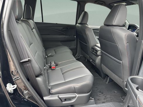 Certified 2024 Honda Passport TrailSport image 21