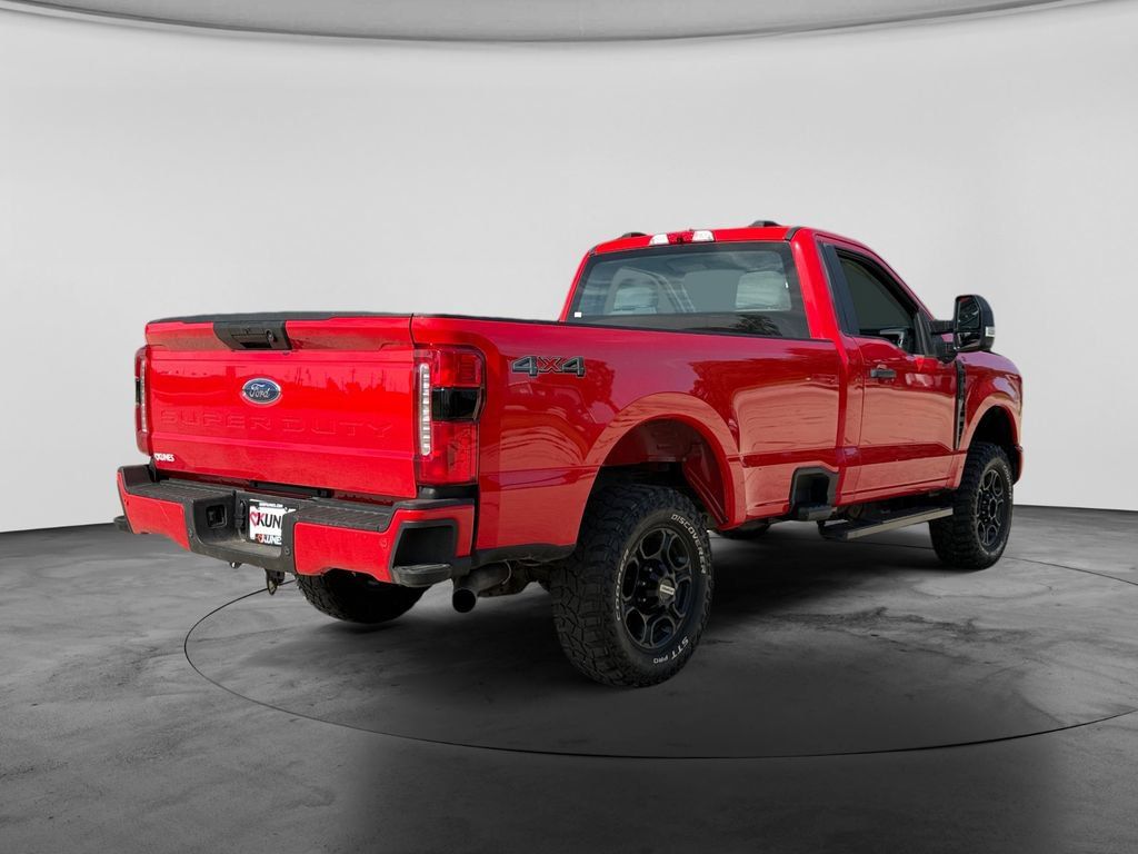 Used 2023 Ford F250 XL w/ STX Appearance Package AWD/4WD image 9