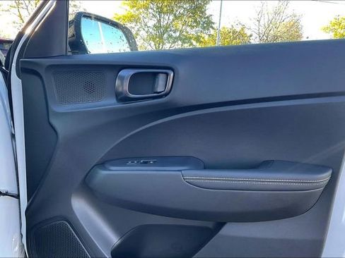 New 2026 Hyundai Venue SEL image 27