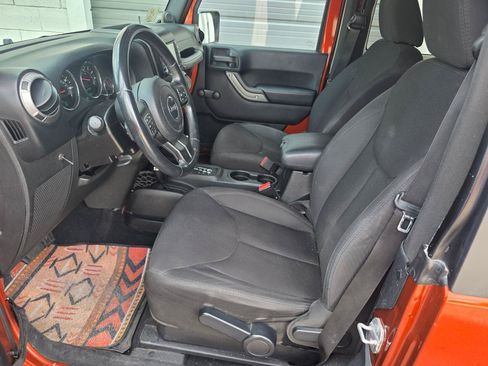 Used 2014 Jeep Wrangler Sport AWD/4WD image 29