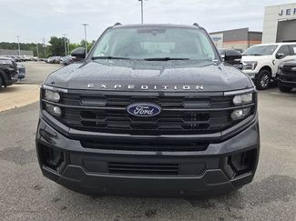 New 2026 Ford Expedition Active RWD video 2