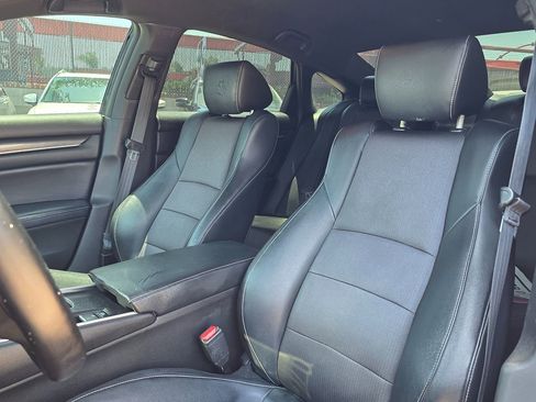 Used 2018 Honda Accord Sport image 19