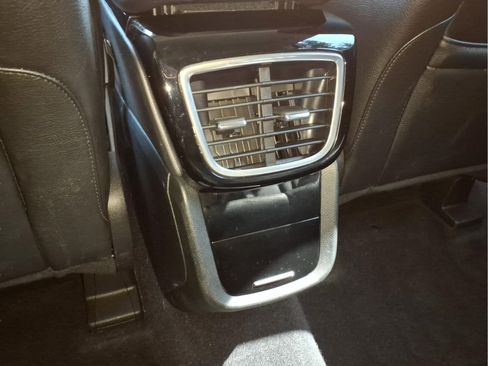 Used 2023 Lincoln Nautilus AWD w/ Premium Package image 10