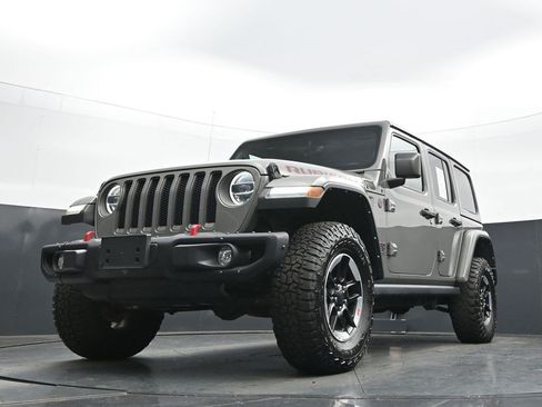 Used 2021 Jeep Wrangler Unlimited Rubicon w/ Dual Top Group AWD/4WD image 22