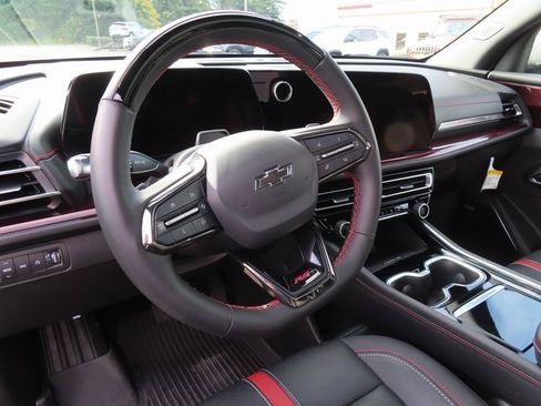 Certified 2024 Chevrolet Traverse RS w/ LPO, Floor Liner Package image 15