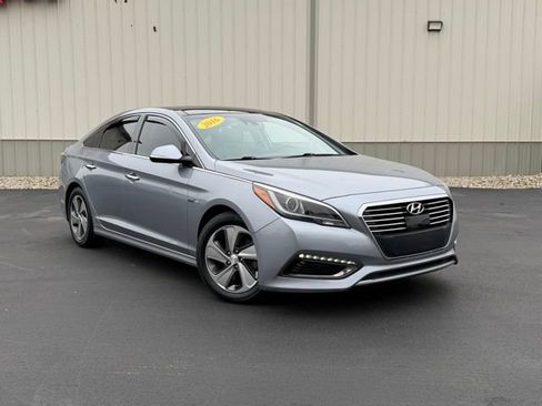 Used 2016 Hyundai Sonata Limited w/ Option Group 02 image 1
