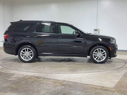 Used 2024 Dodge Durango GT AWD/4WD image 2