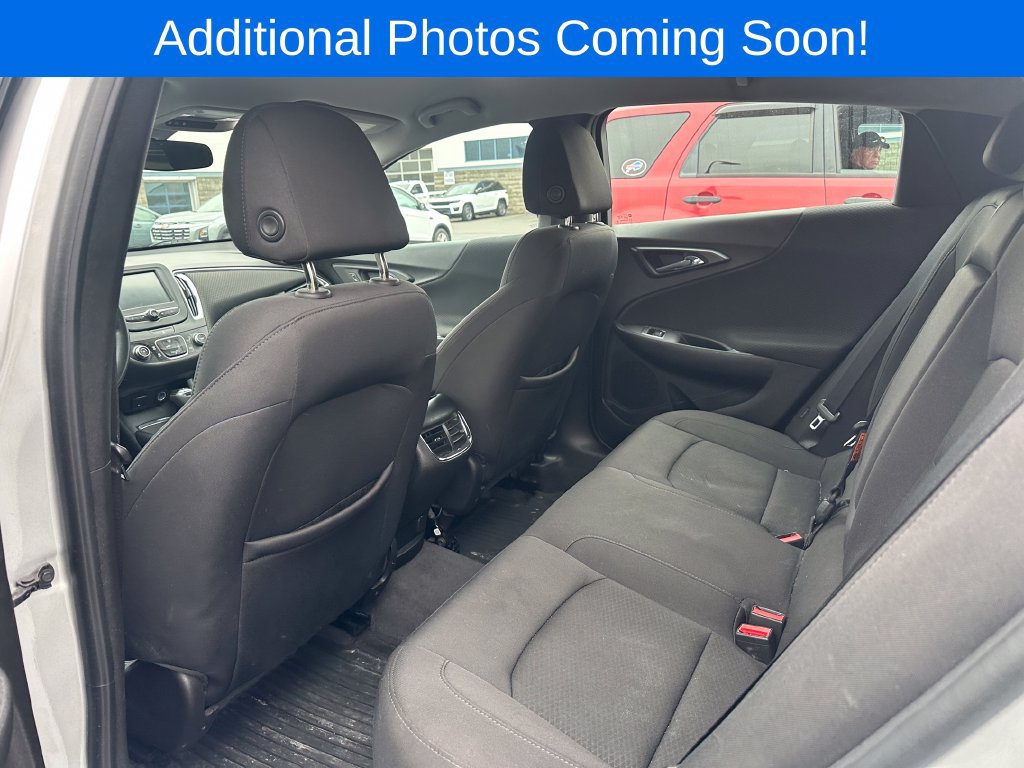 Used 2018 Chevrolet Malibu LT FWD image 6