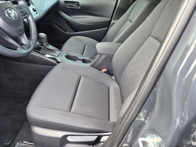 Used 2025 Toyota Corolla LE FWD image 14