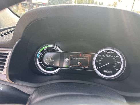 Used 2019 Kia Niro LX FWD image 18