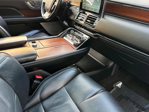 Used 2019 Lincoln Navigator L Reserve w/ Cargo Package image 32