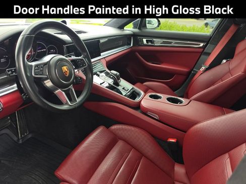 Used 2020 Porsche Panamera GTS AWD/4WD image 10