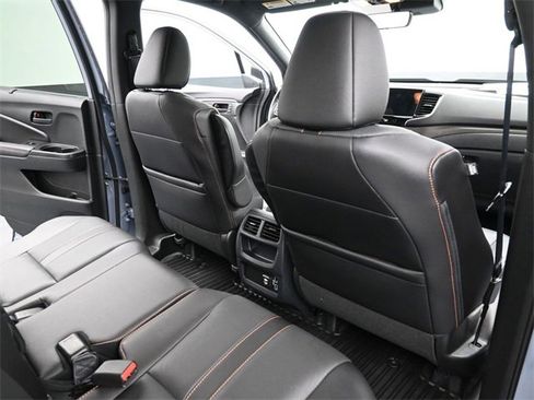 Used 2023 Honda Passport TrailSport image 14