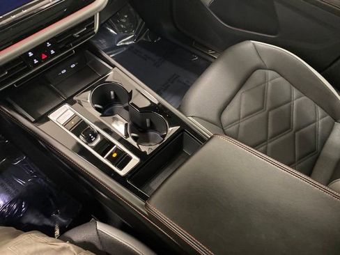 Certified 2024 Volkswagen Atlas Peak Edition SEL image 24