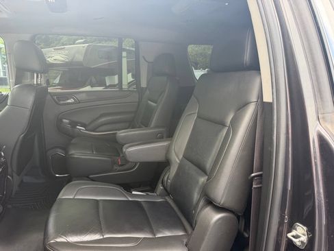 Used 2015 Chevrolet Suburban LT AWD/4WD image 25