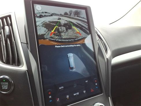 Certified 2024 Ford Edge SEL w/ Convenience Package image 19