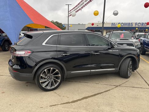 Used 2020 Lincoln Nautilus Reserve w/ Equipment Group 202A image 5