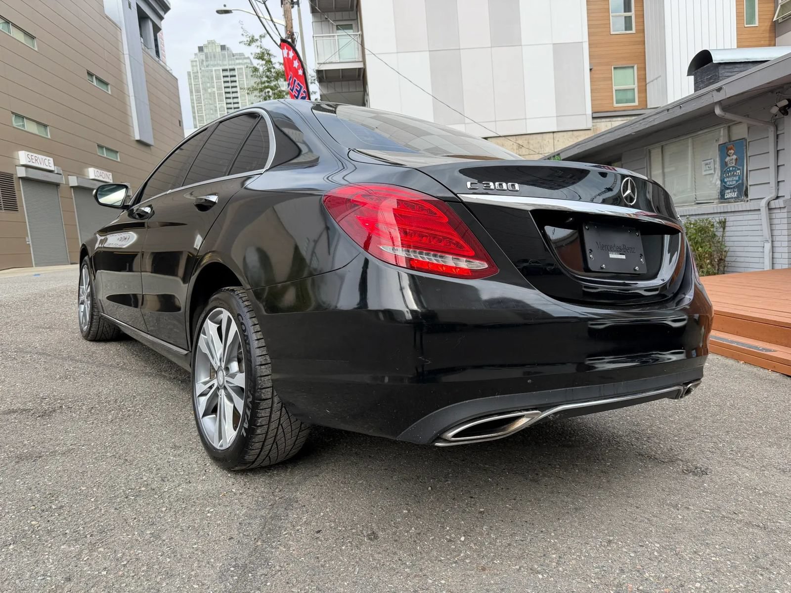 Used 2015 Mercedes-Benz C 300 4MATIC Sedan image 8
