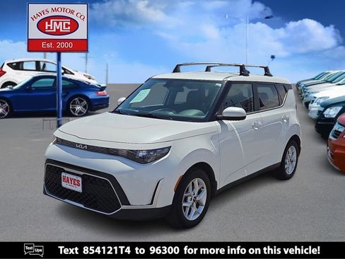 Used 2023 Kia Soul LX w/ LX Technology Package image 1