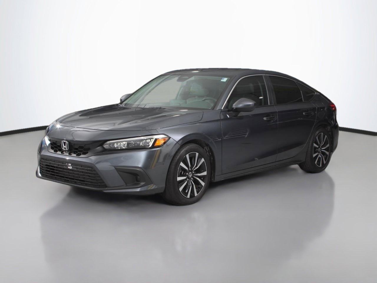 Used 2024 Honda Civic EX-L image 2