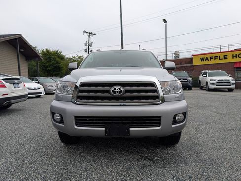 Used 2011 Toyota Sequoia SR5 RWD image 2