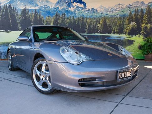Used 2004 Porsche 911 Carrera RWD image 3
