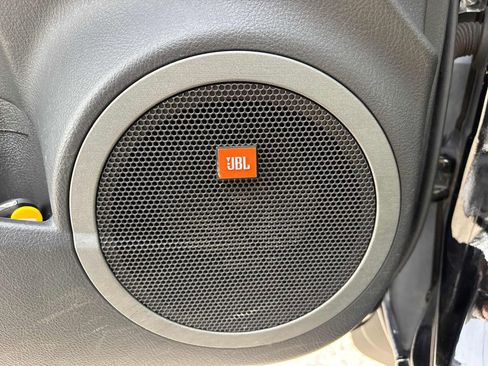 Used 2010 Toyota RAV4 Limited image 14