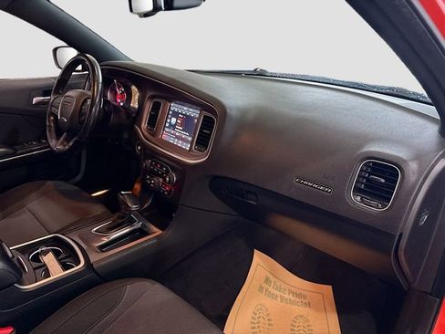 Used 2021 Dodge Charger SXT image 27