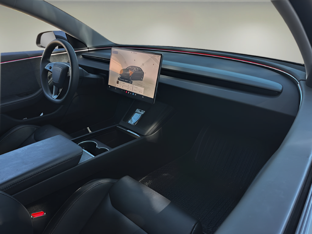 Used 2024 Tesla Model 3 Performance AWD/4WD image 19