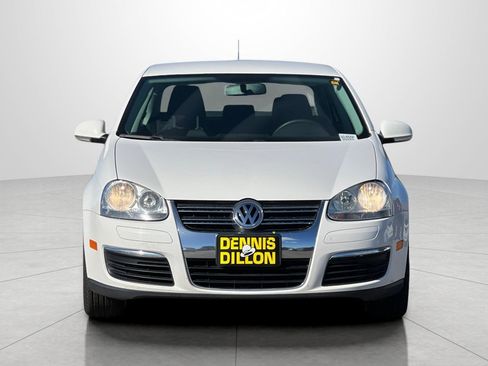 Used 2010 Volkswagen Jetta S image 6